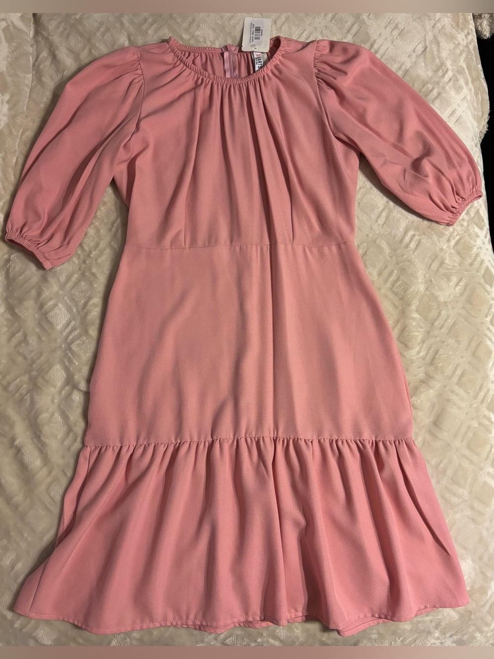 Sleeper-Style Pink Puff-Sleeve Tiered Midi Dress